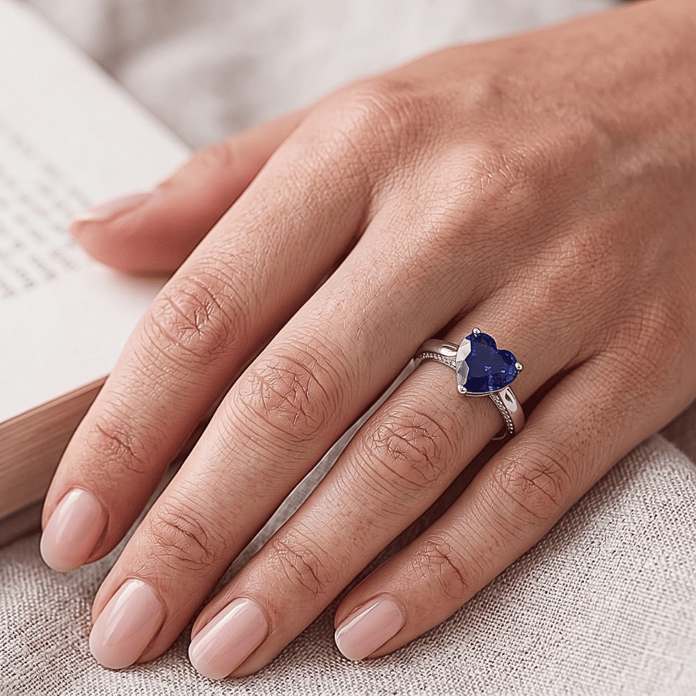 2.50 Carats Solitaire Ceylon Sapphire Ring Prong Set White Gold