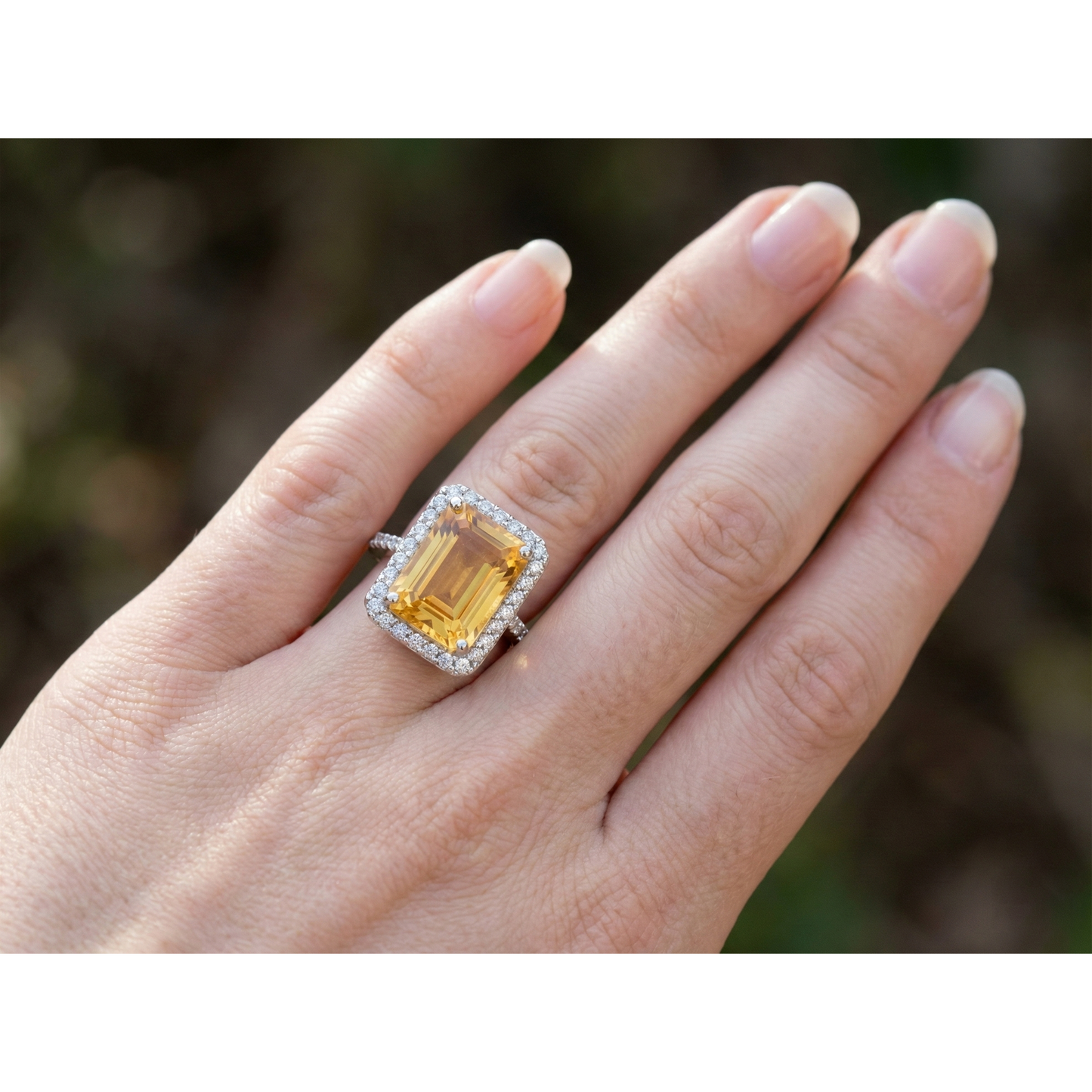 22 Carats Yellow And Natural Earth Mined Diamond ( Not Lab Grown ) Wedding Ring White Gold Jewelry