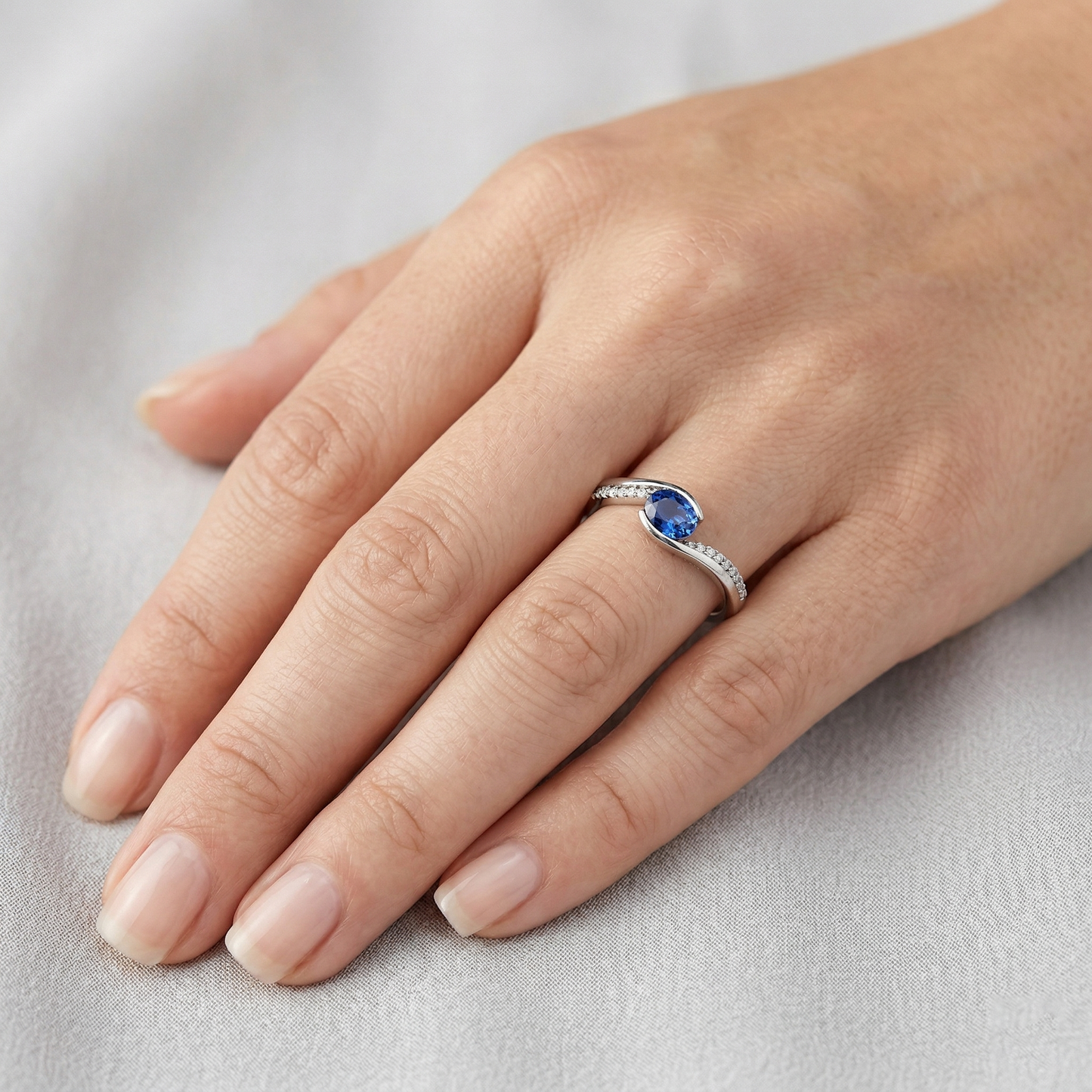 2 Ct Oval Cut Sri Lanka Sapphire And Natural Earth Mined Diamond ( Not Lab Grown ) Ring White Gold 14K