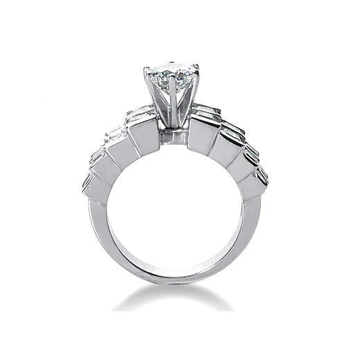 natural round diamond 3.51ct ring close up detail