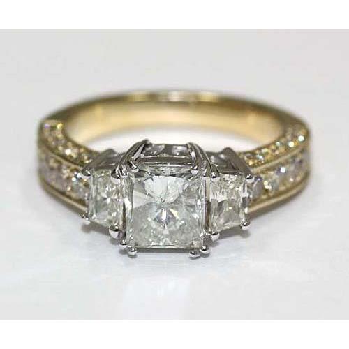 3.65 Carats Vintage Style Three Stone Natural Diamond Ring