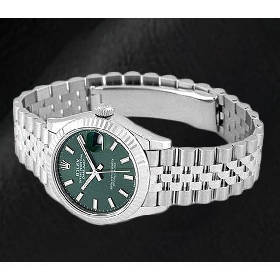 Luminous Dial Steel Watch