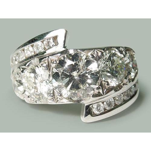 4.55 Carat Round Lab Grown Diamond Wedding Ring And Band Set
