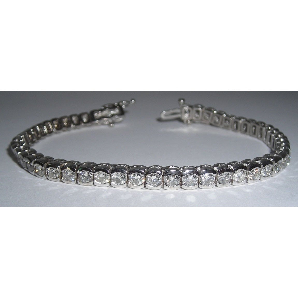 7.35 Carat Lab Grown Diamond Tennis Bracelet Vs Jewelry Hand Gold