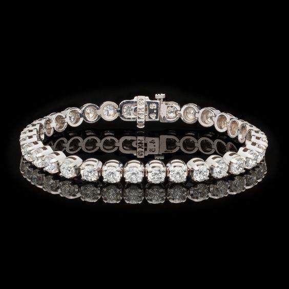 9.60 Carats Round Cut Lab Grown Diamonds Tennis Bracelet White Gold