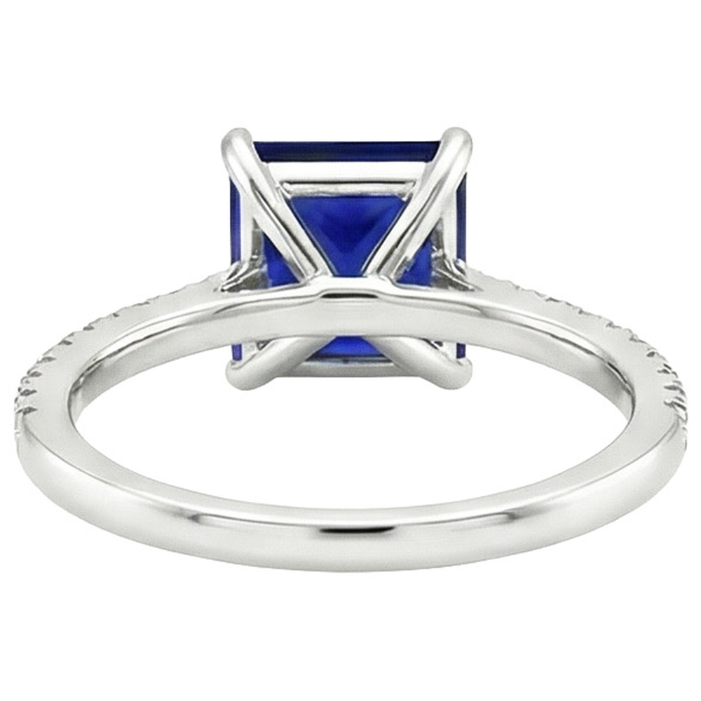 natural round sapphire 5.5ct ring top view