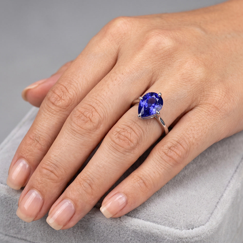 Colored Stone Ring 14 Karat White Gold – Blue Sapphire Pear Cut