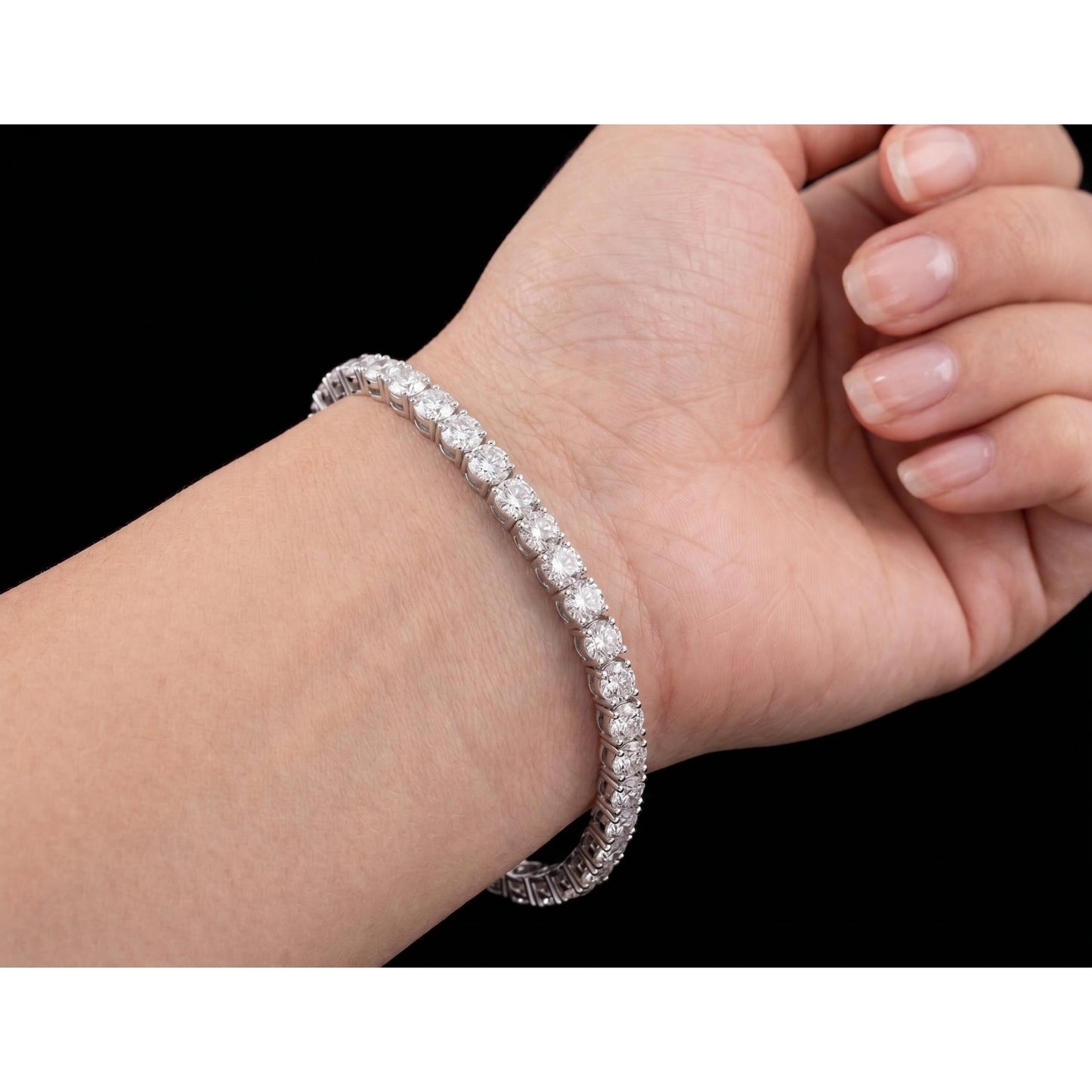 Elegant 9 Carat Lab Grown Diamonds Tennis Bracelet White Gold 14K