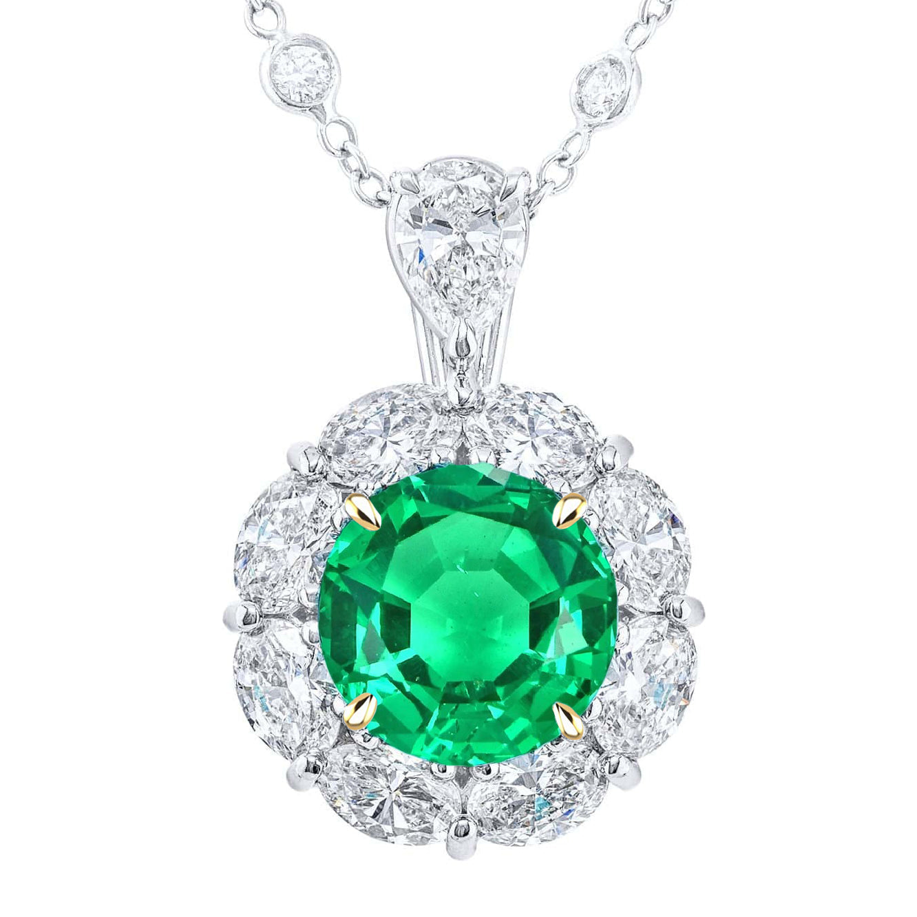 Colombian Emerald Round Brilliant Stone Pendant Necklace in Two-Tone 14K Gold – main view