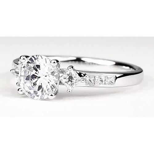 Genuine Engagement Ring 2 Carats Round Diamond White Gold