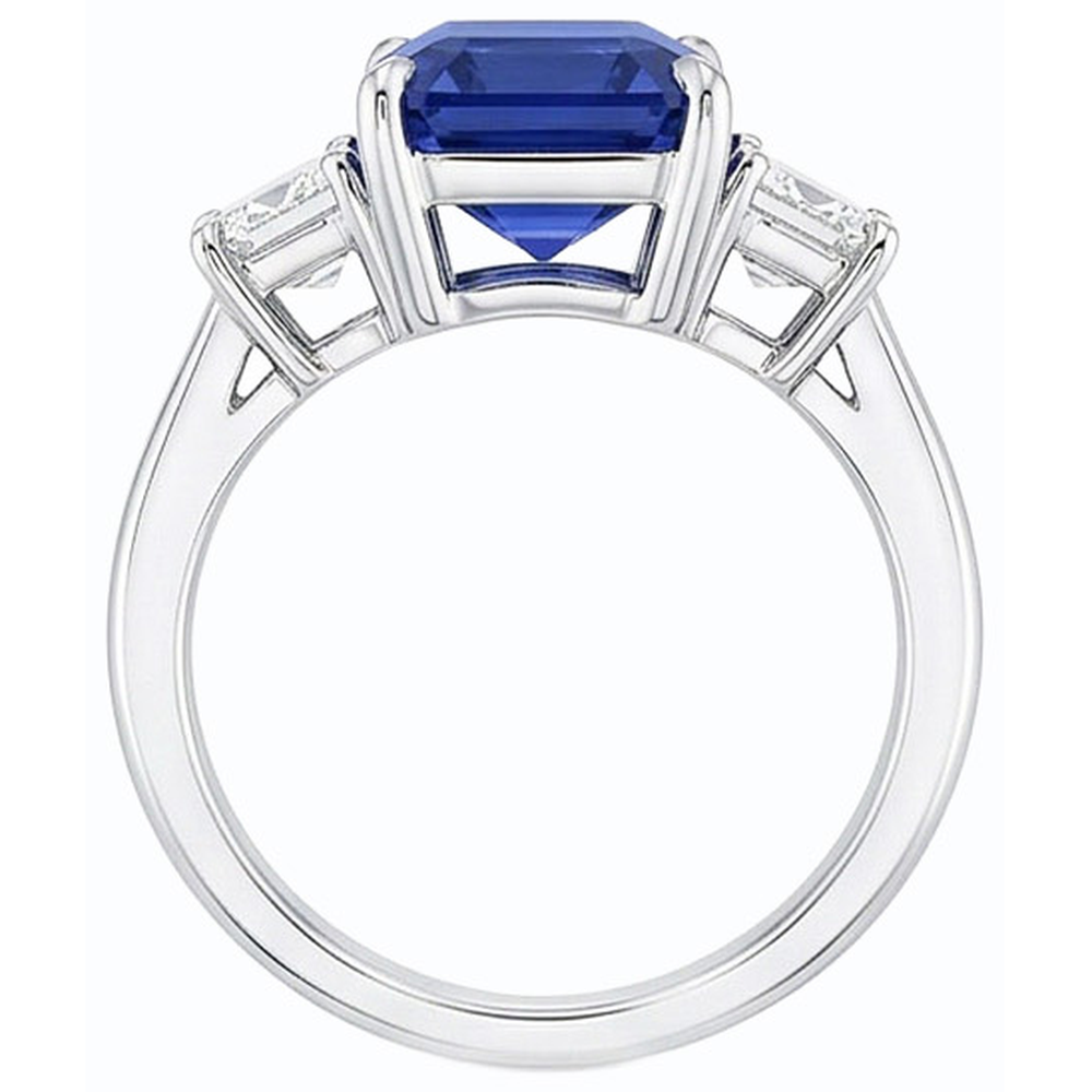 natural emerald sapphire 3ct ring on white background