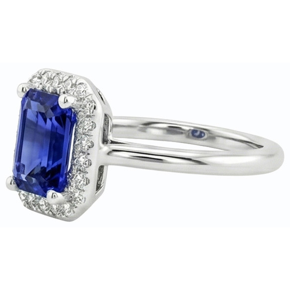 natural emerald sapphire 3ct ring on white background