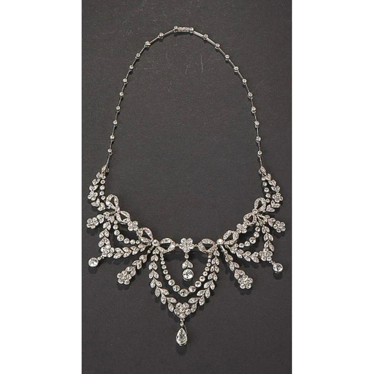 Ladies Necklace With Chain 39 Ct Sparkling Real Diamonds White Gold 14K