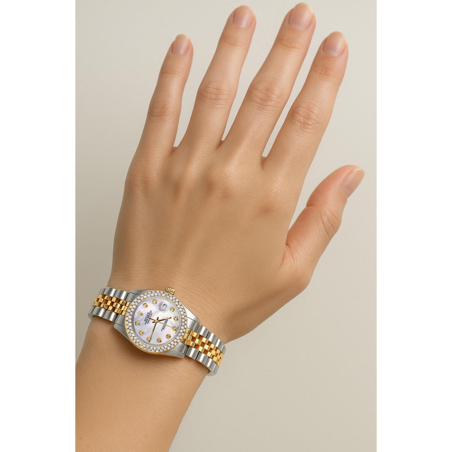 Ladies Rolex Datejust 26 mm Mother Of Pearl Dial Double Row Diamond Bezel P1