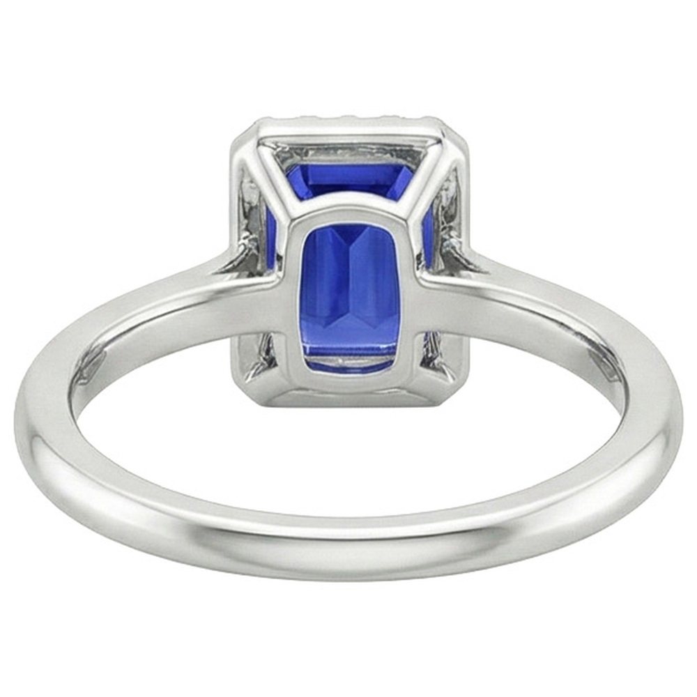natural emerald sapphire 4ct ring close up detail