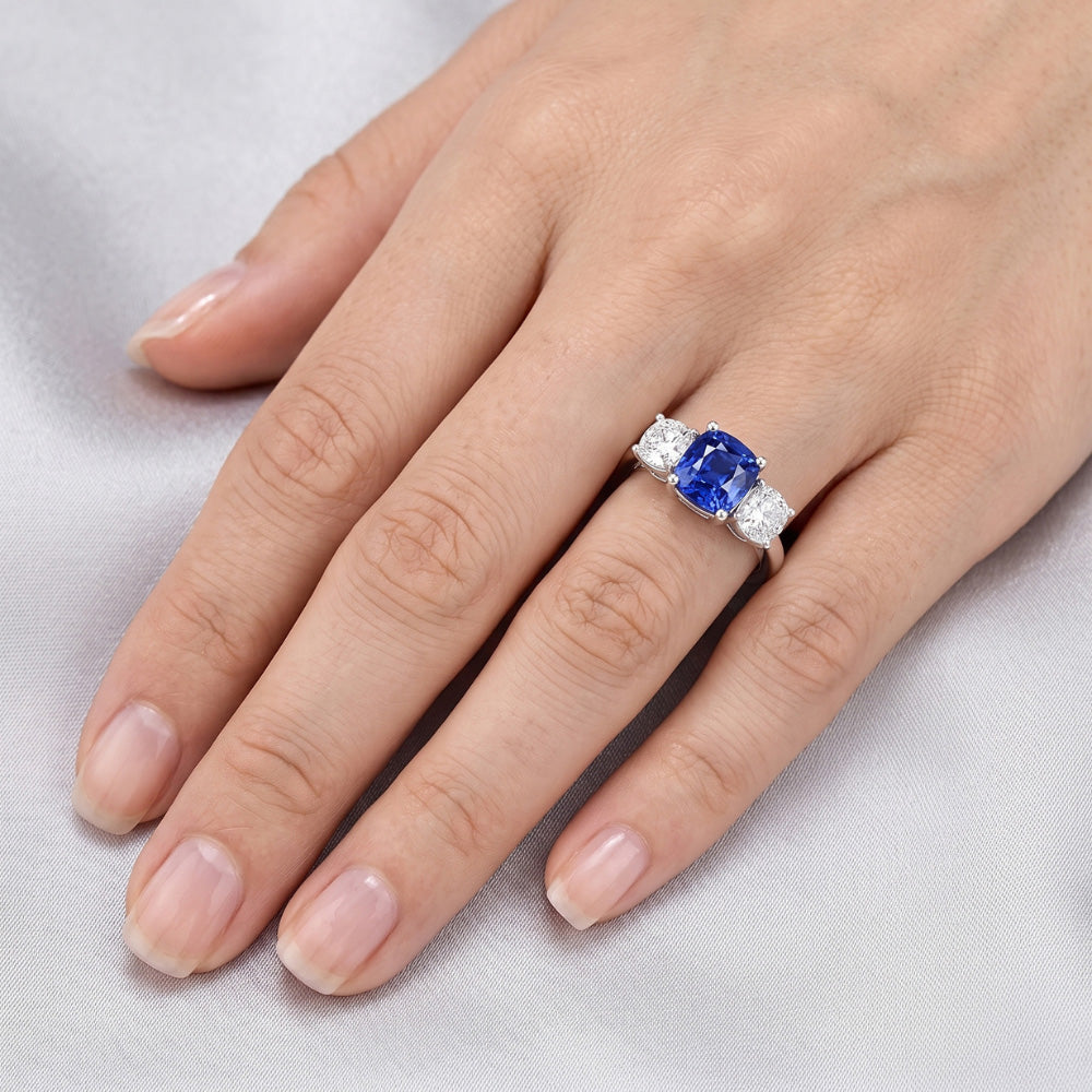 Natural Sapphire Ring 2.50ct - White Gold 14K
