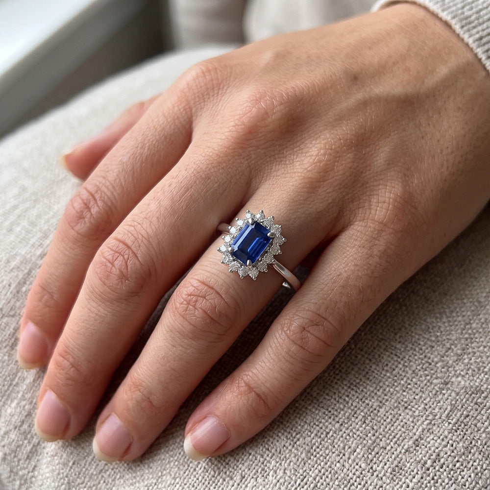Natural Sapphire Ring 2ct - White Gold 14K