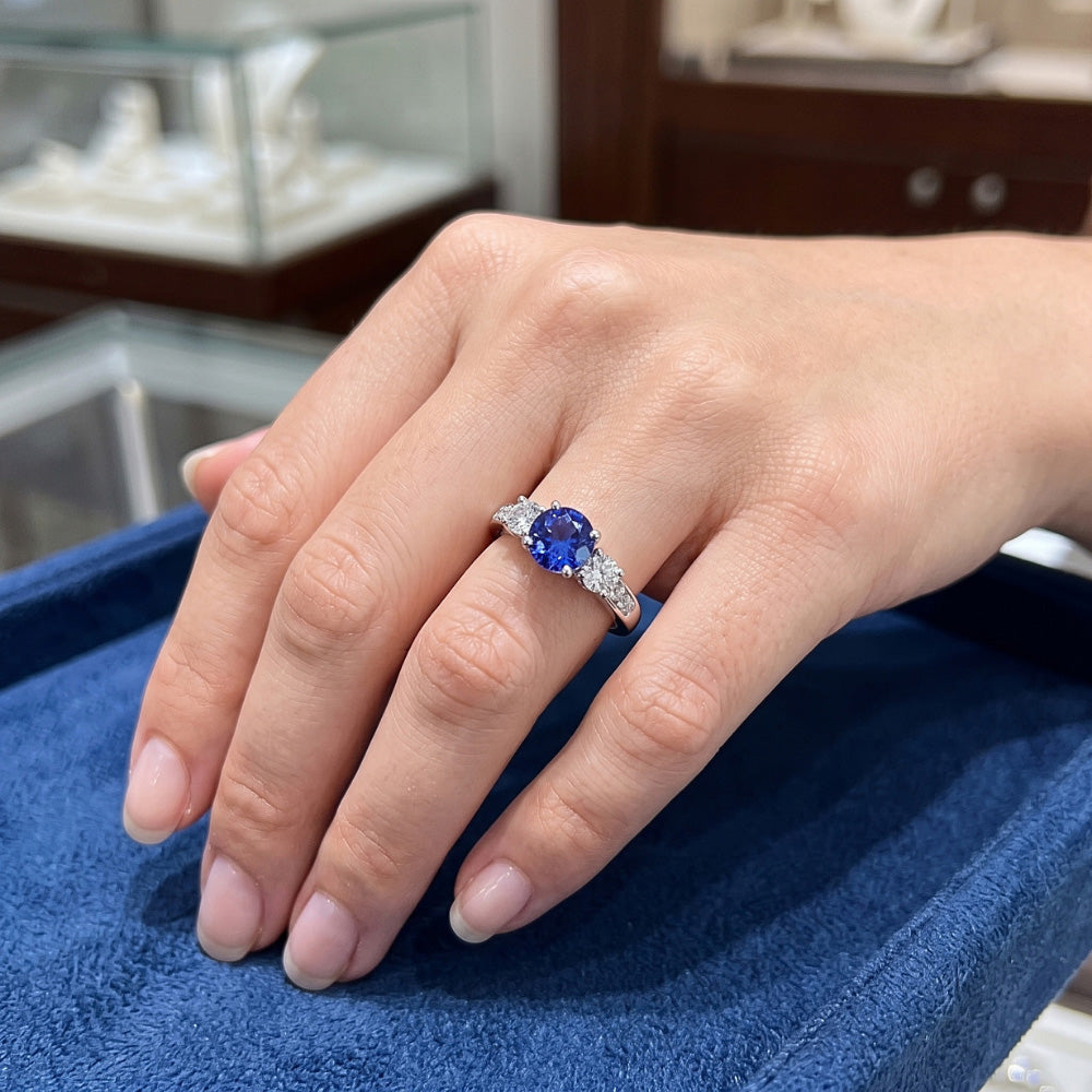 Natural Sapphire Ring 2ct - White Gold 14K