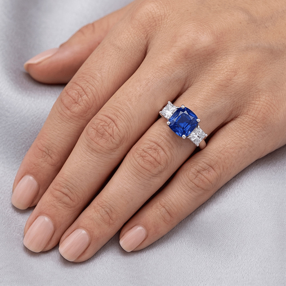 Natural Sapphire Ring 2ct - White Gold 14K