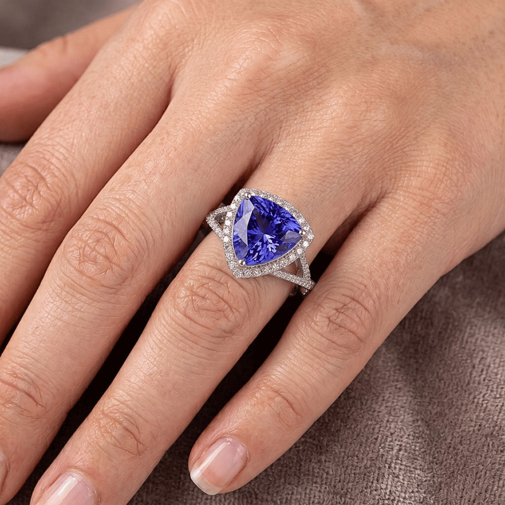 Natural Sapphire Ring 3.66ct - White Gold 14K
