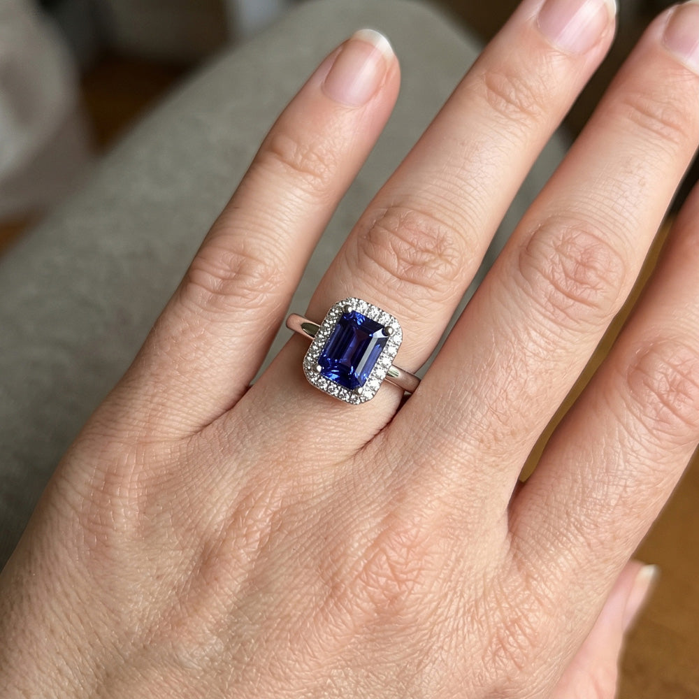 Natural Sapphire Ring 3ct - Two Tone 14K Gold