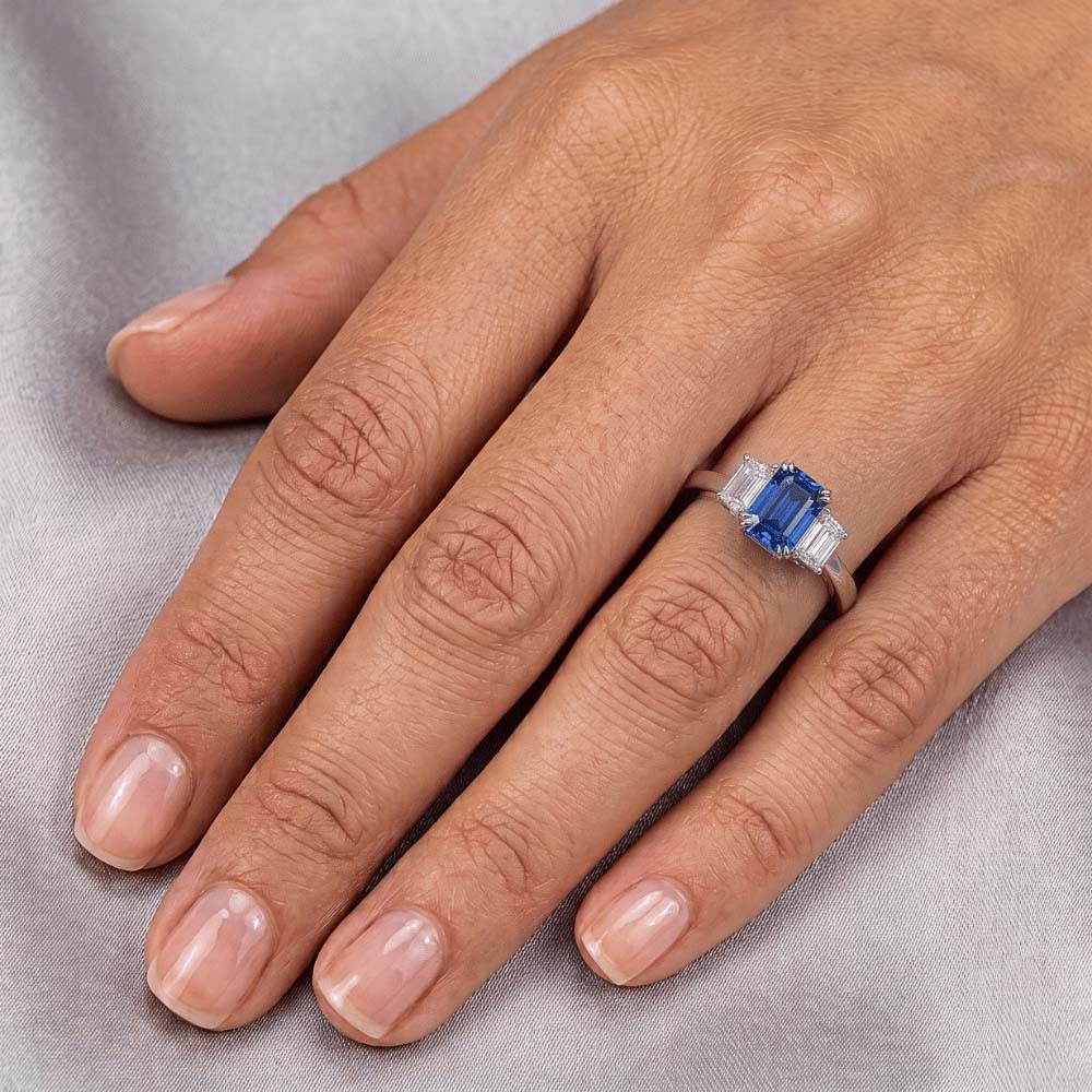 Natural Sapphire Ring 3ct - White Gold 14K