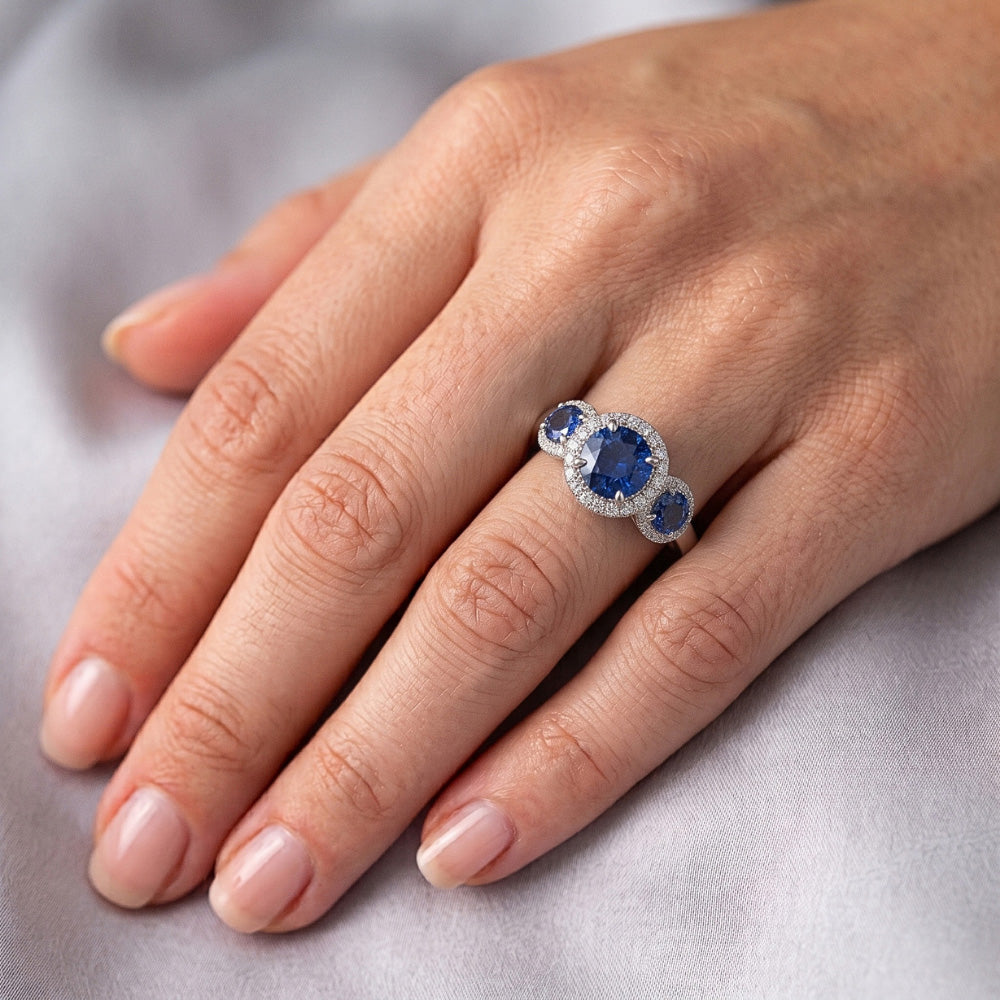 Natural Sapphire Ring 4.50ct - White Gold 14K