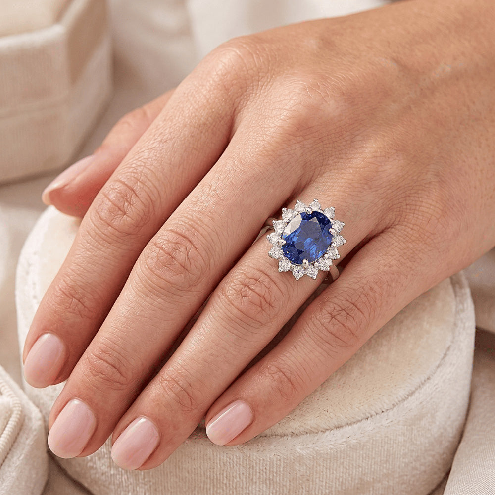Natural Sapphire Ring 4.70ct - White Gold 14K
