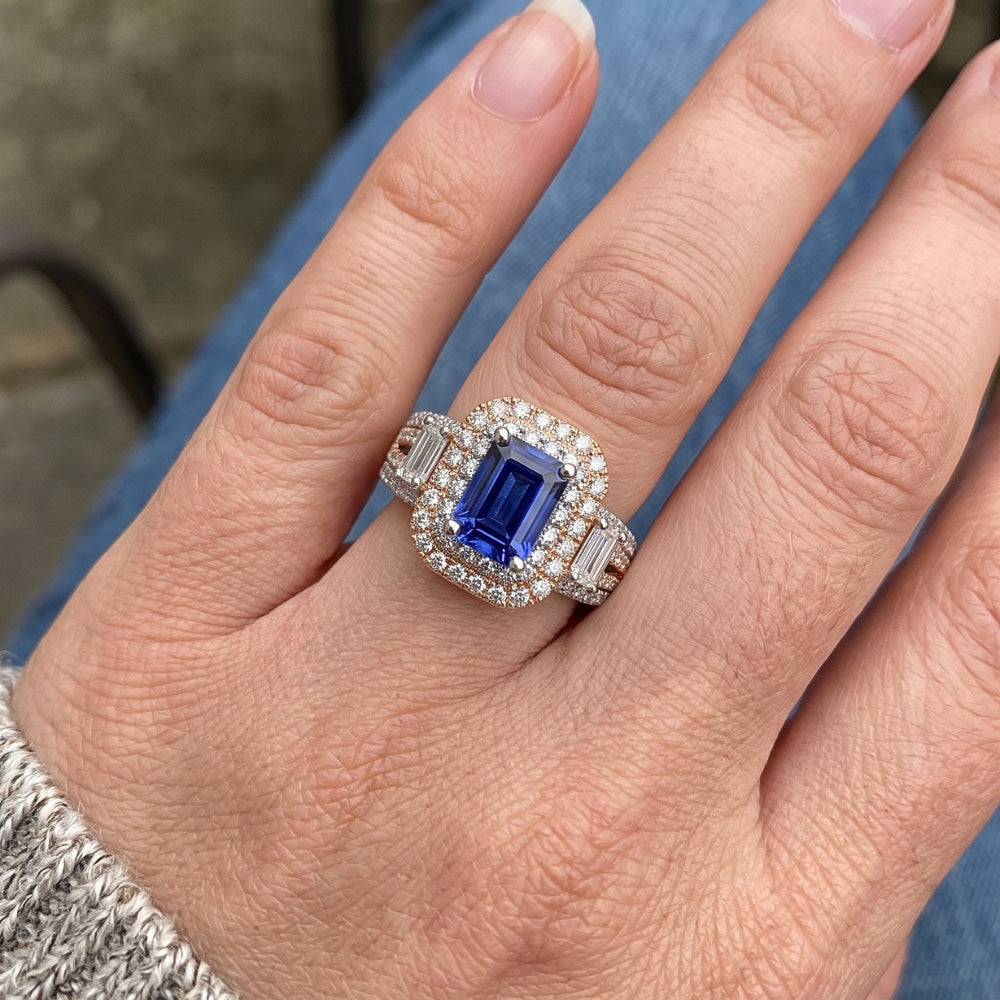 Natural Sapphire Ring 4ct - Two Tone 14K Gold