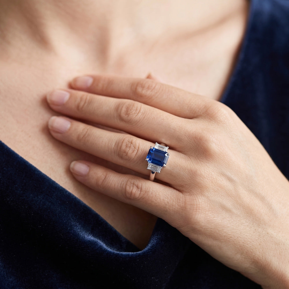 Natural Sapphire Ring 4ct - White Gold 14K