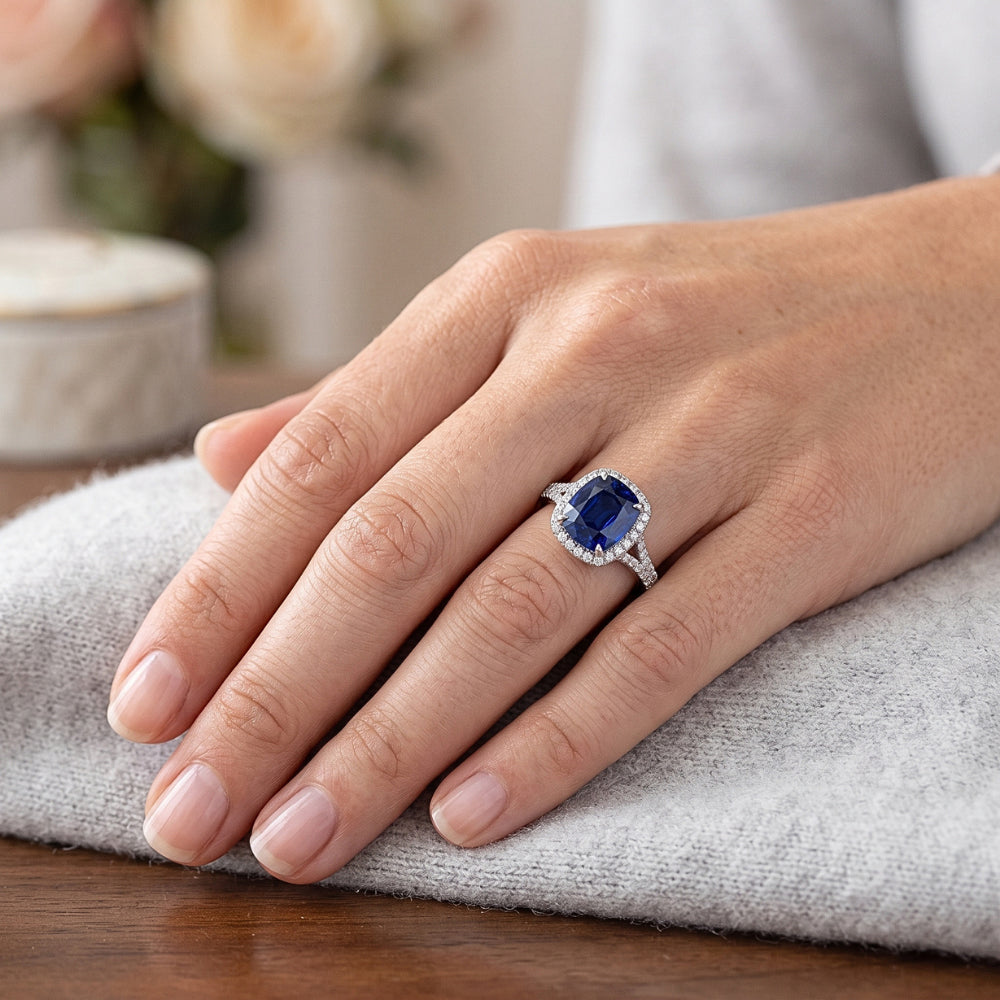 Natural Sapphire Ring 4ct - White Gold 14K