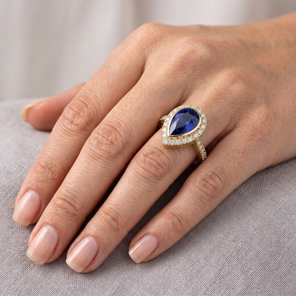 Natural Sapphire Ring 4ct - Yellow Gold 14K
