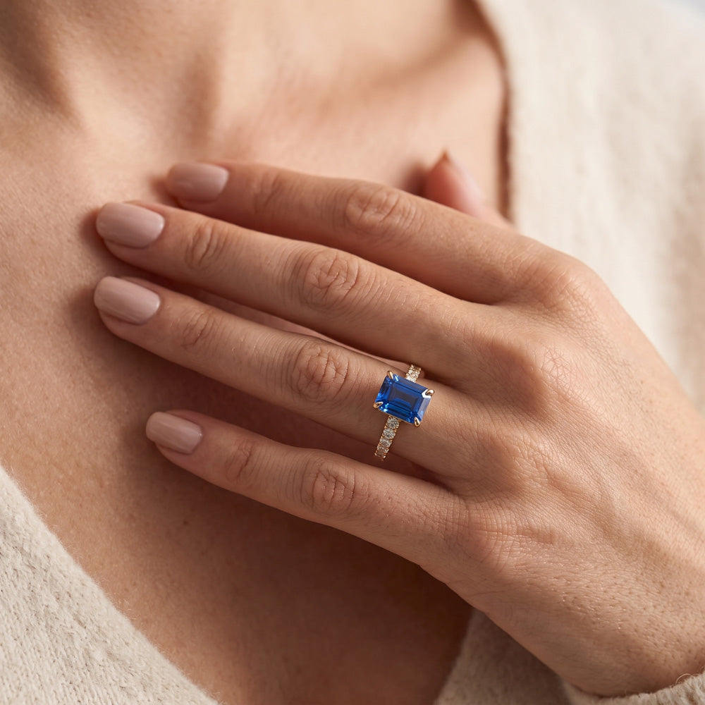 Natural Sapphire Ring 4ct - Yellow Gold 14K