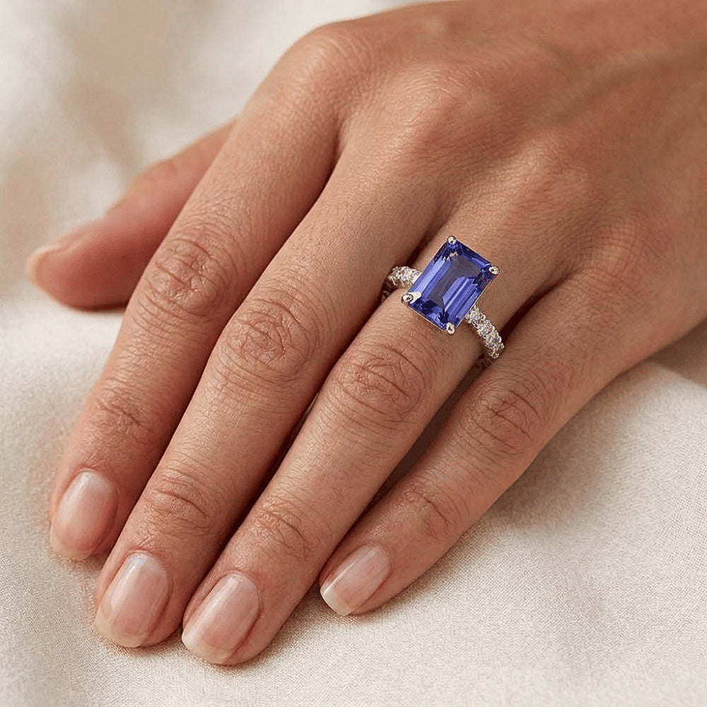 Natural Sapphire Ring 5ct - White Gold 14K