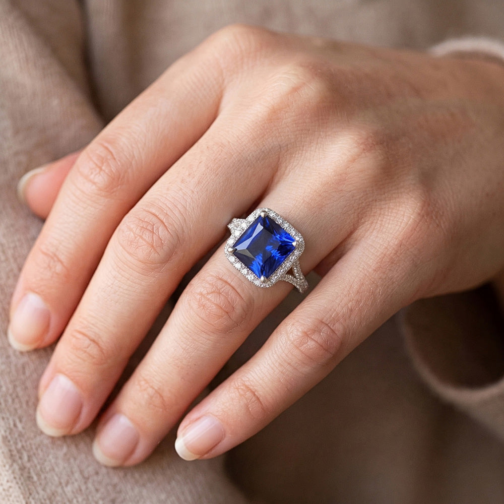 Natural Sapphire Ring 6ct - White Gold 14K