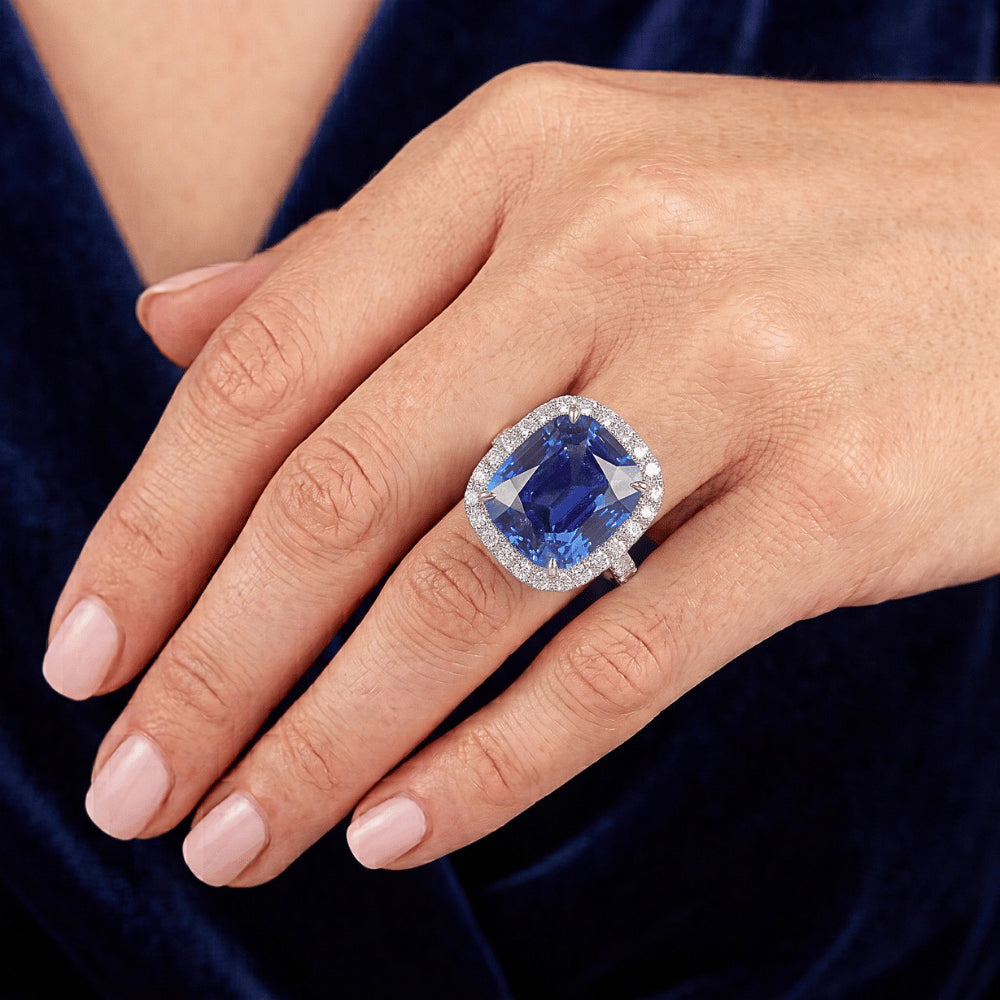 Natural Sapphire Ring 9.75ct - White Gold 14K