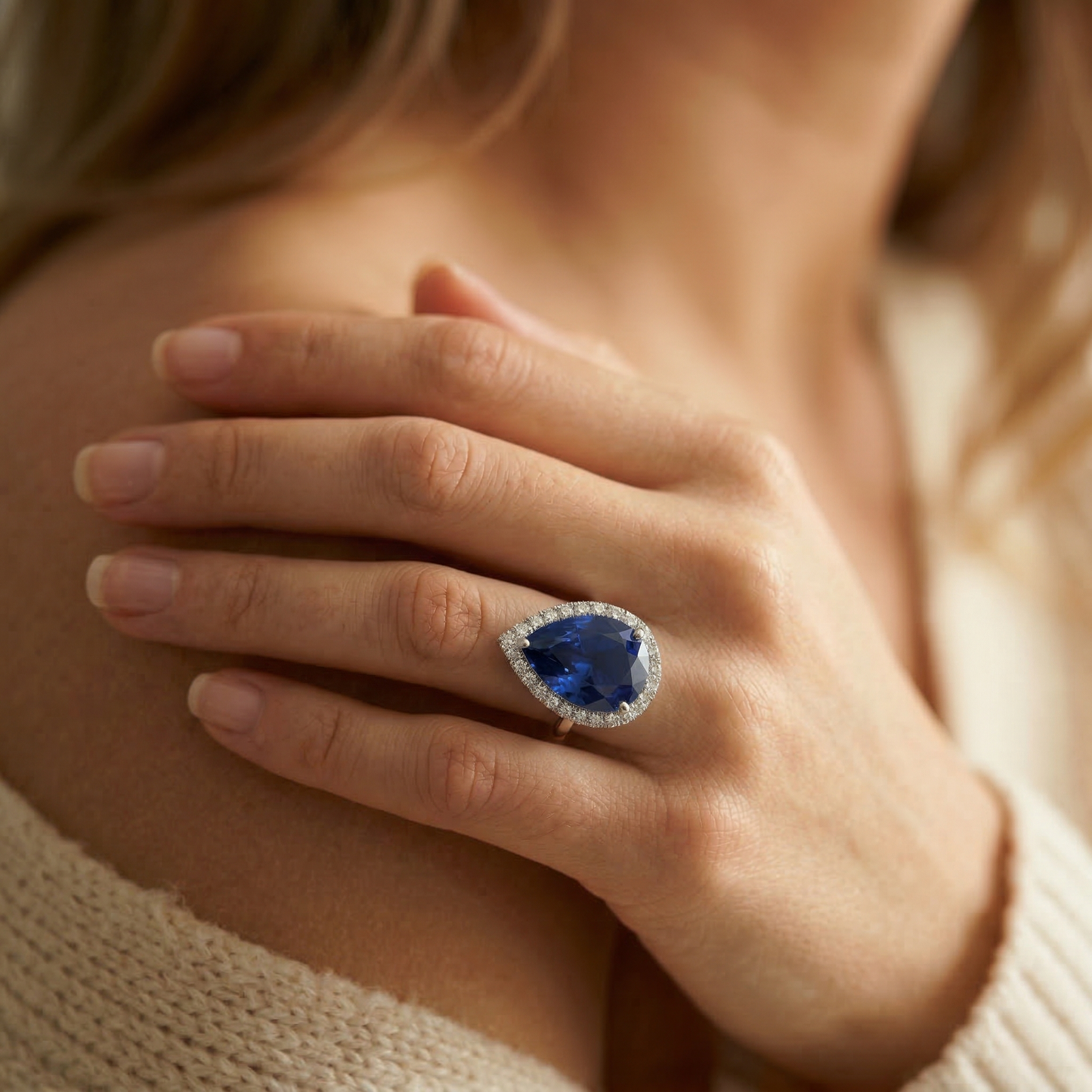 natural round sapphire 7.50ct ring with diamond accents