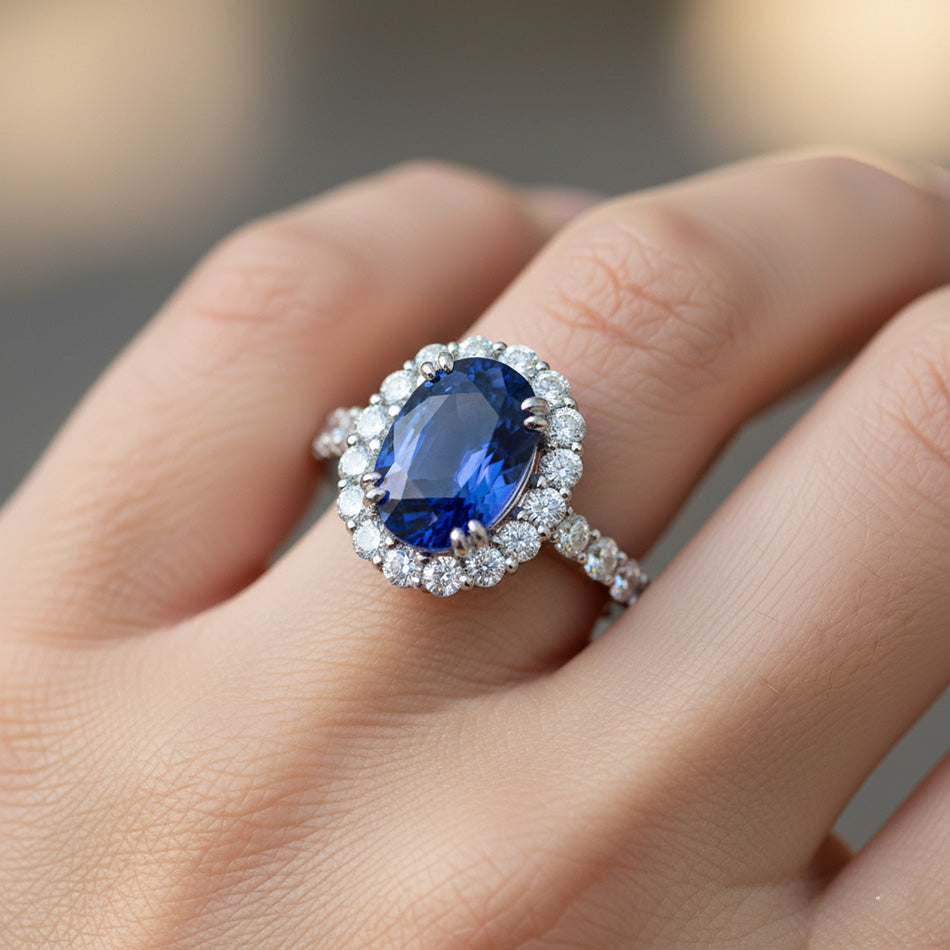 Natural Sapphire Ring 9.75ct - White Gold 14K