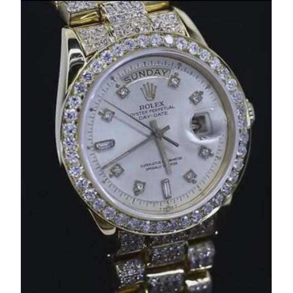 Presidential Women Rolex 20 Carats Custom Diamonds Concealed Clasp Watch Gold
