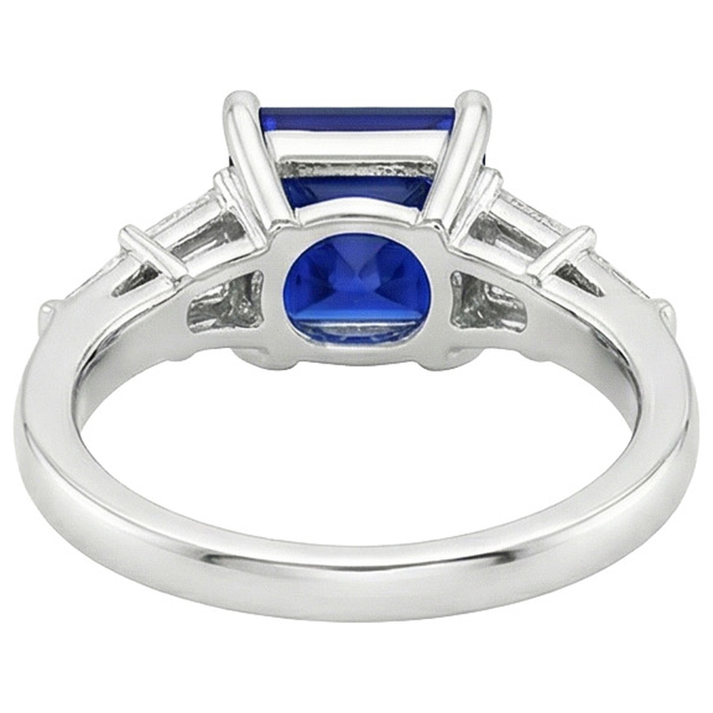 natural princess sapphire 4.50ct ring on white background