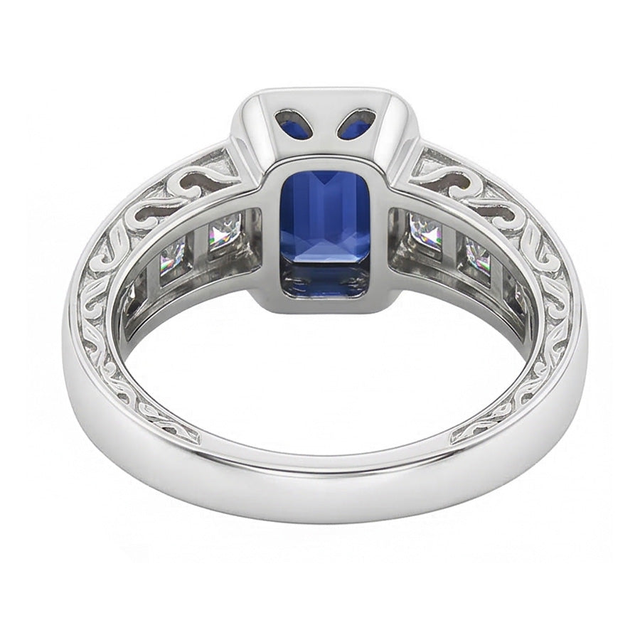 natural emerald sapphire 2.50ct ring on white background