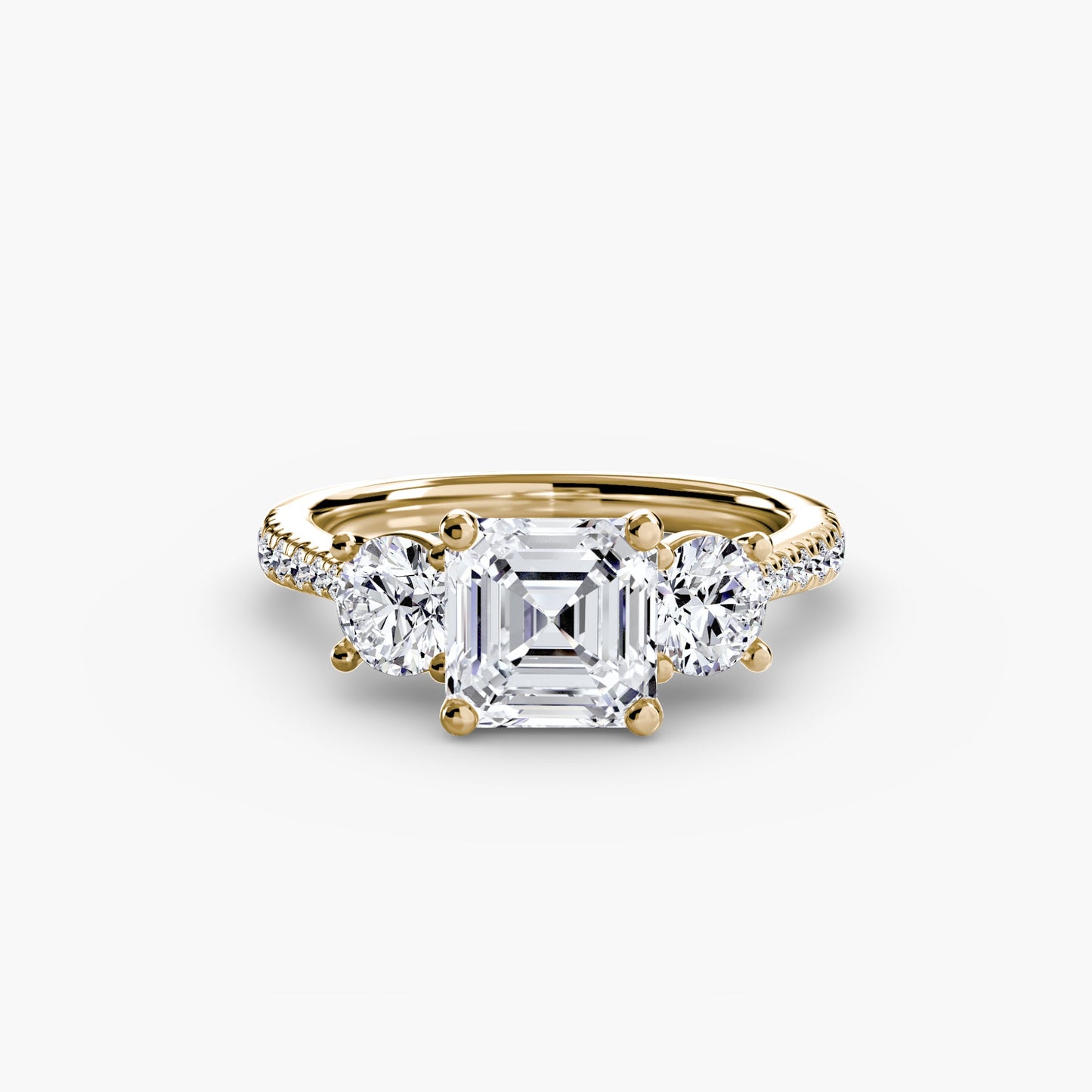 Gemstone Setting -ct Gold – close-up