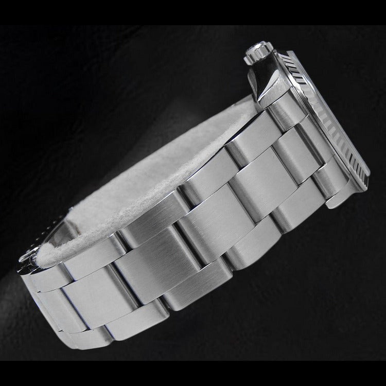 Black Roman Dial