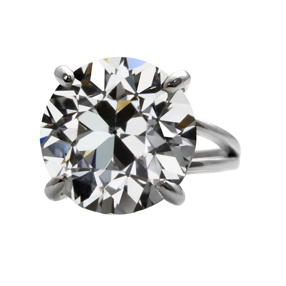Old Mine Cut Fine Diamond ring in 14 Karat White Gold – main view
