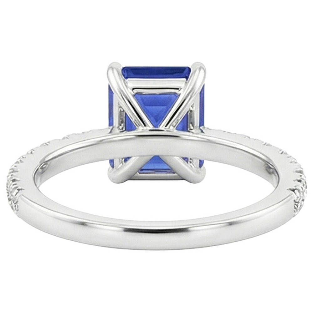 natural emerald sapphire 4.50ct ring close up detail