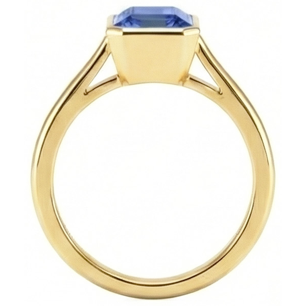 natural emerald sapphire 3ct watch close up detail