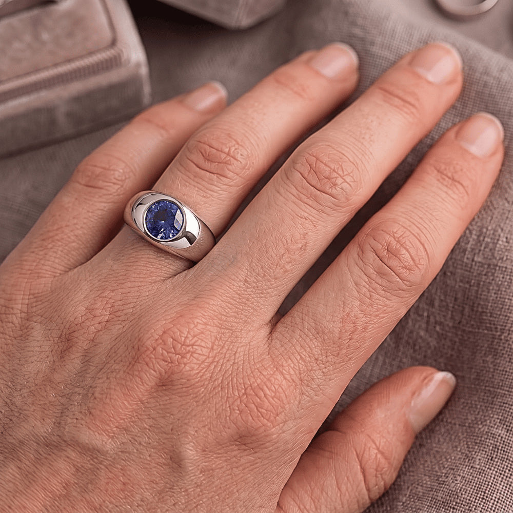 Solitaire Ring Round Ceylon Sapphire Flush Set Thick Shank