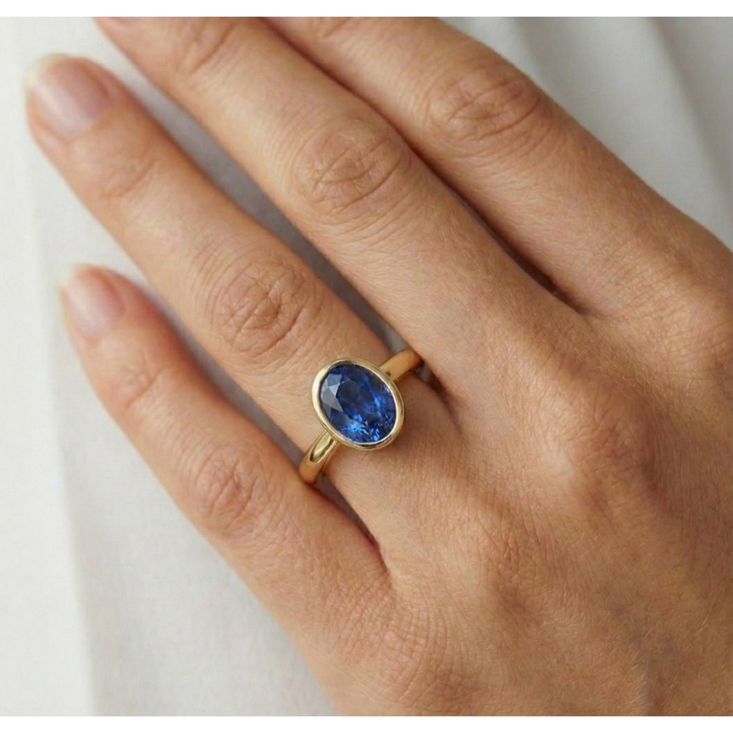 Solitaire Engagement Ring Bezel Set Oval Ceylon Sapphire 2.50 Carats