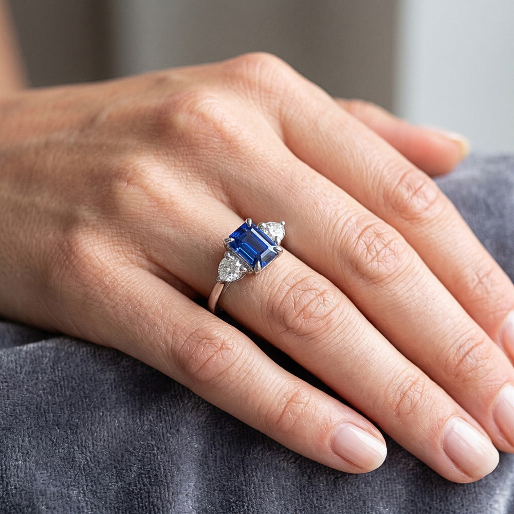 Three Stone Engagement Ring Emerald Sri Lankan Sapphire 2.50 Carats