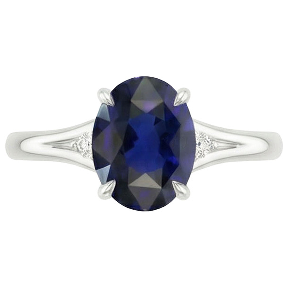 natural round sapphire 2.75ct ring on white background